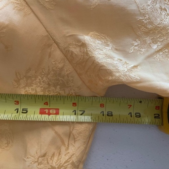 NWT Lulus Midi Dress L Butter Yellow Recencycore Babydoll Satin Flutter Sleeve - Picture 13 of 15